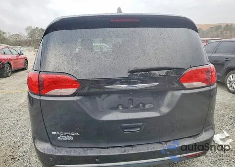 2018 Chrysler Pacifica Touring Plus z USA, uszkodzony, nr VIN 2C4RC1FG0JR102267